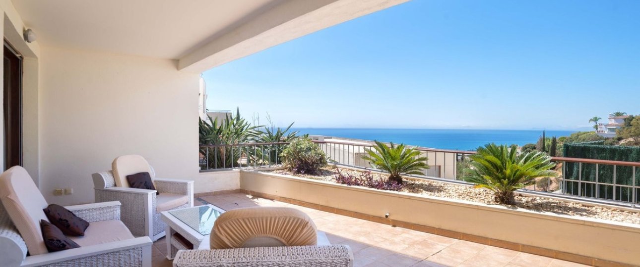 Resale - apartment - Marbella - Altos de los Monteros