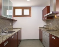 Resale - apartment - Marbella - Altos de los Monteros