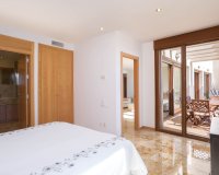 Resale - apartment - Marbella - Altos de los Monteros