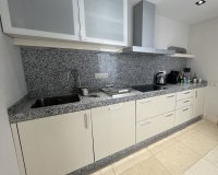 Resale - apartment - Marbella - Altos de los Monteros