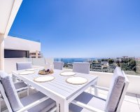 Resale - apartment - Marbella - Altos de los Monteros