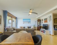 Resale - apartment - Marbella - Altos de los Monteros