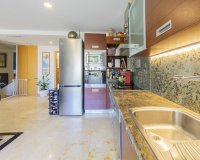 Resale - apartment - Marbella - Altos de los Monteros