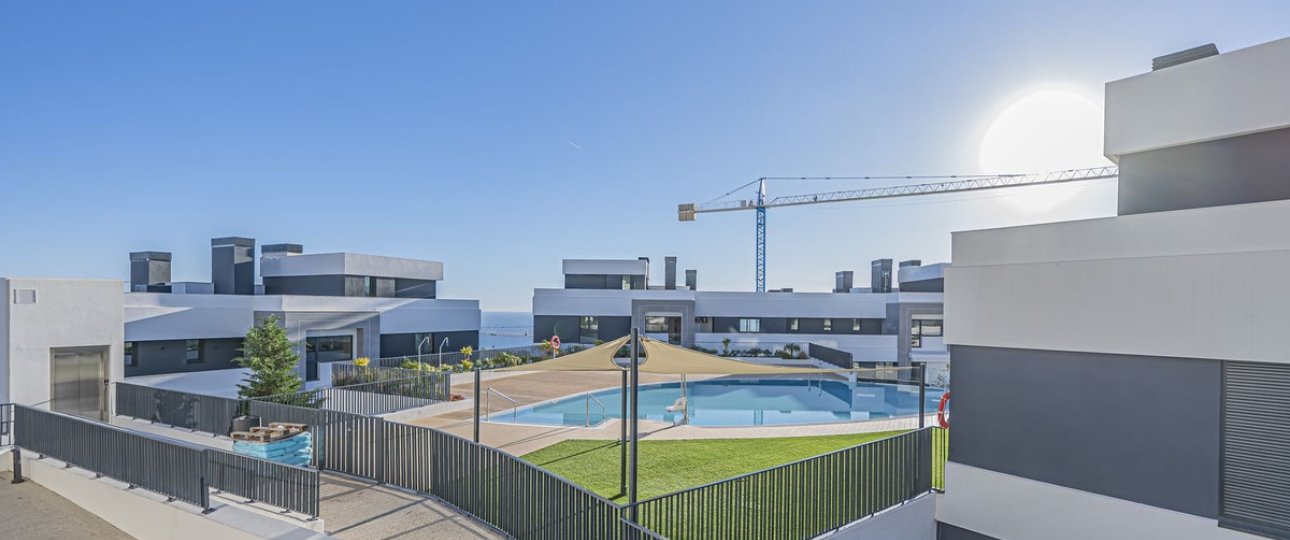 Resale - apartment - Marbella - Altos de los Monteros