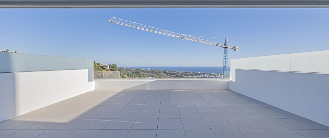 Resale - apartment - Marbella - Altos de los Monteros