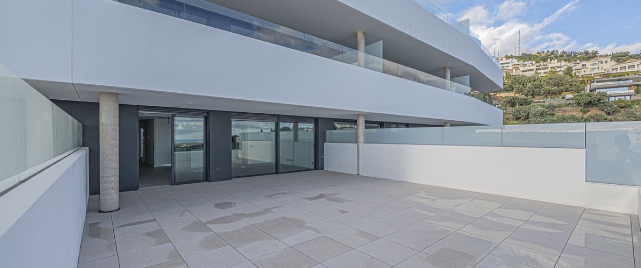 Resale - apartment - Marbella - Altos de los Monteros
