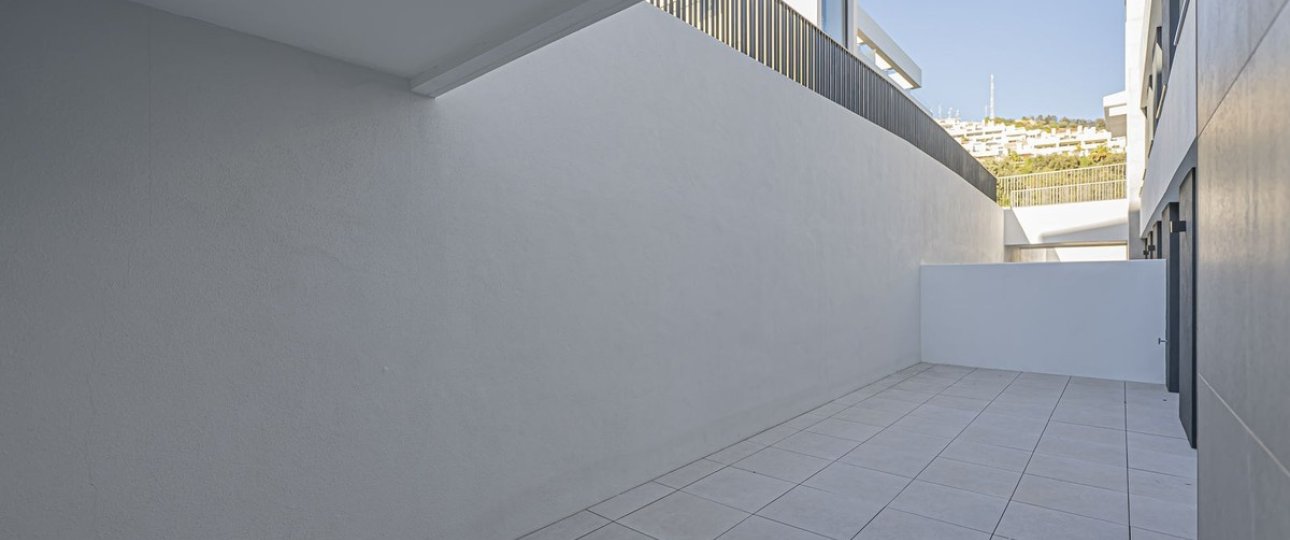 Resale - apartment - Marbella - Altos de los Monteros