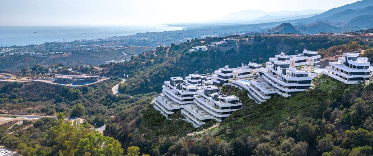 Resale - apartment - Marbella - Altos de los Monteros