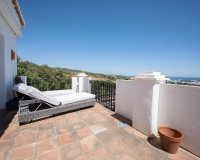 Resale - apartment - Marbella - Altos de los Monteros
