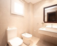 Resale - apartment - Marbella - Altos de los Monteros