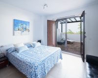 Resale - apartment - Marbella - Altos de los Monteros