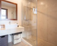Resale - apartment - Marbella - Altos de los Monteros