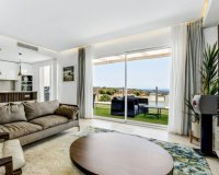 Resale - apartment - Marbella - Altos de los Monteros