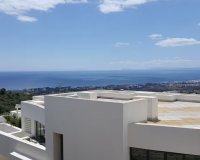 Resale - apartment - Marbella - Altos de los Monteros
