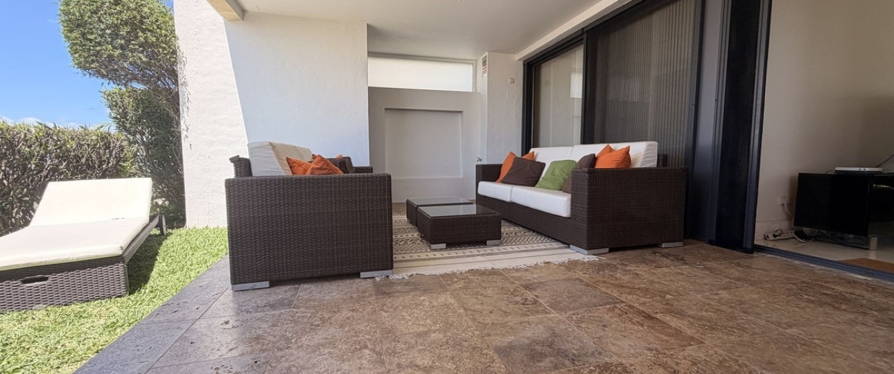 Resale - apartment - Marbella - Altos de los Monteros