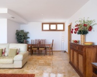 Resale - apartment - Marbella - Altos de los Monteros