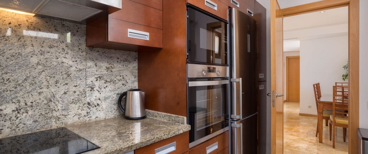 Resale - apartment - Marbella - Altos de los Monteros