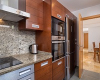 Resale - apartment - Marbella - Altos de los Monteros