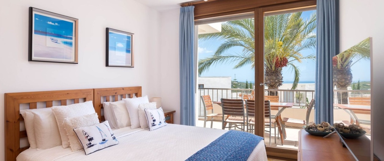 Resale - apartment - Marbella - Altos de los Monteros