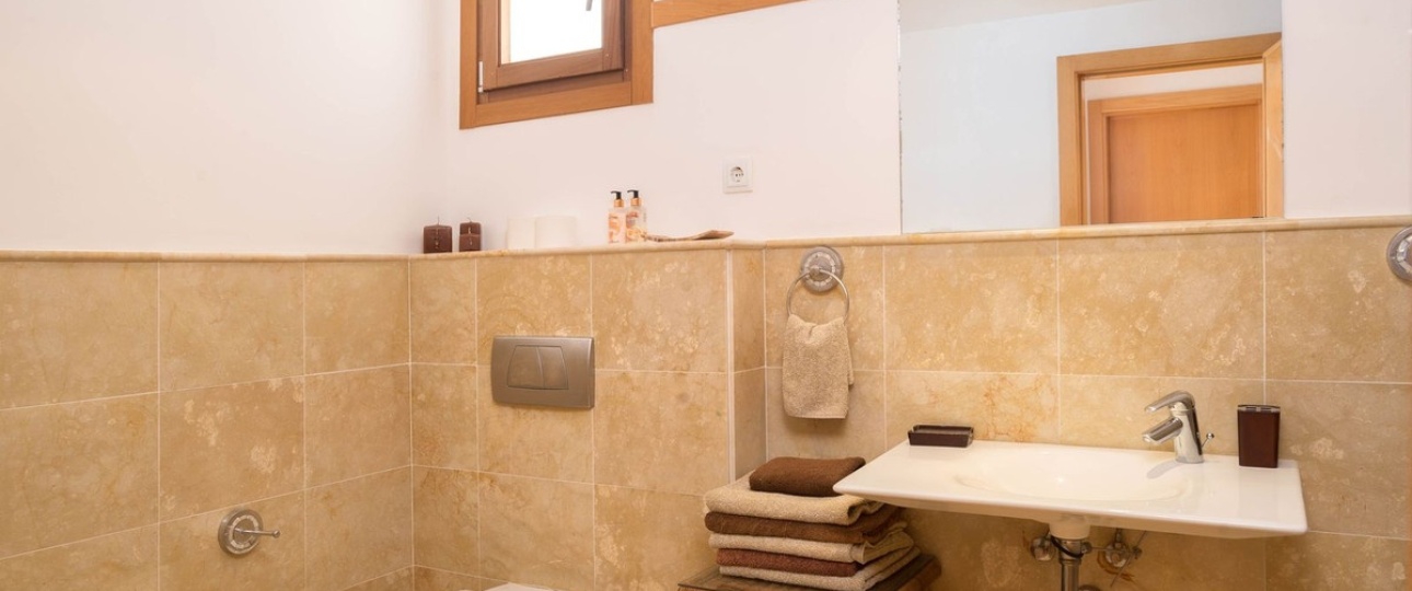 Resale - apartment - Marbella - Altos de los Monteros