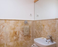 Resale - apartment - Marbella - Altos de los Monteros