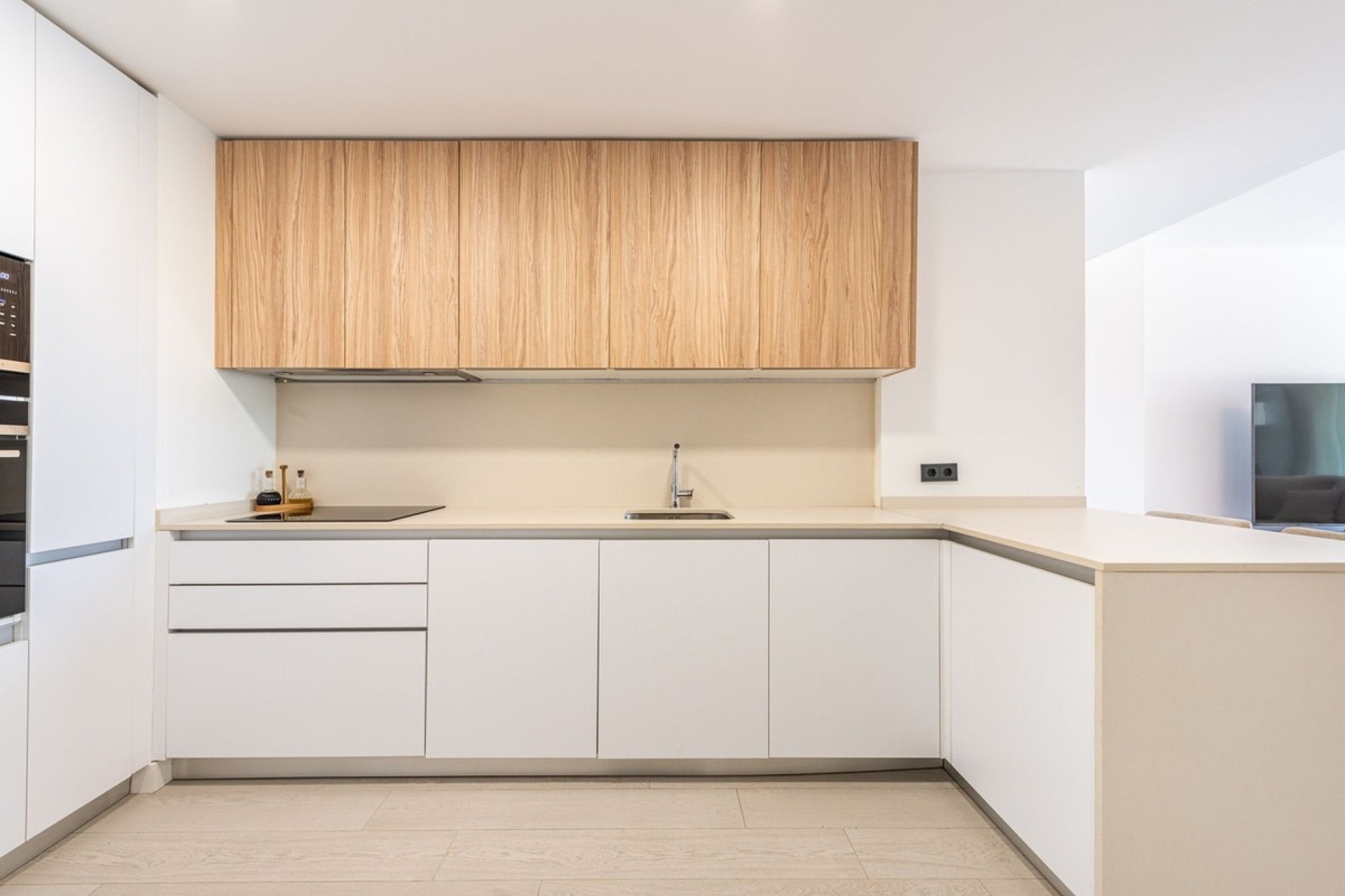 Resale - apartment - Marbella - Altos de los Monteros