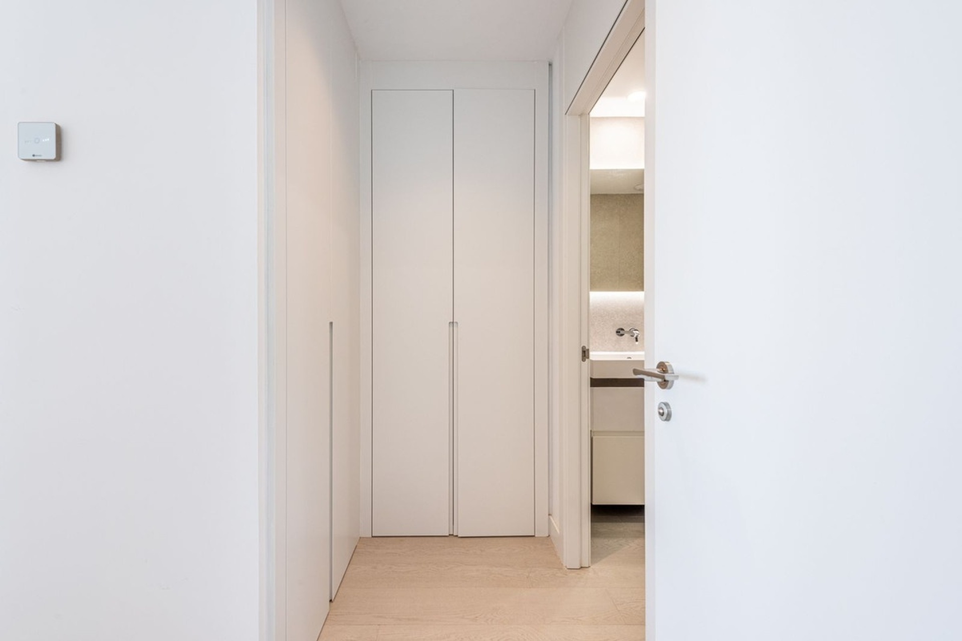 Resale - apartment - Marbella - Altos de los Monteros