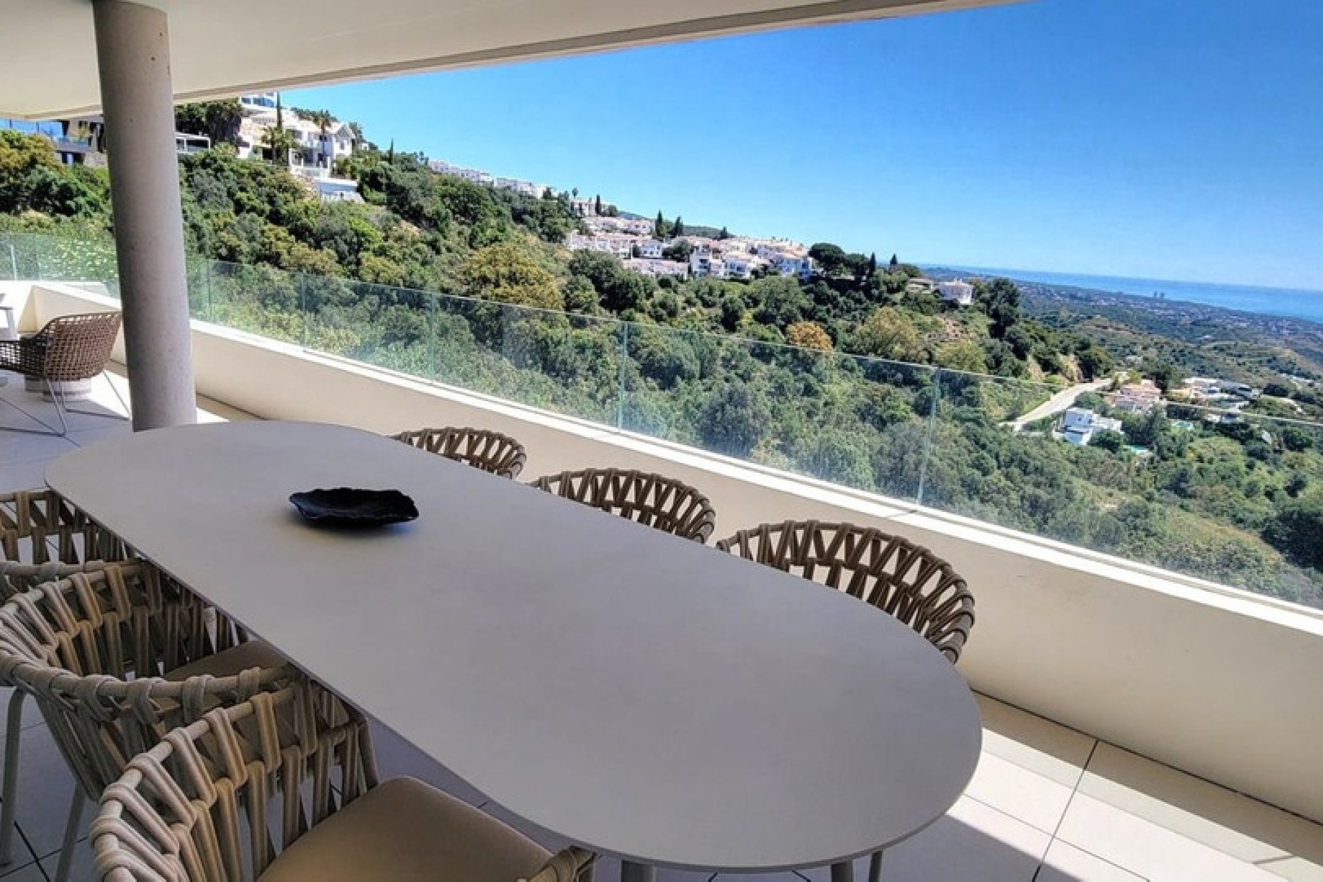 Resale - apartment - Marbella - Altos de los Monteros