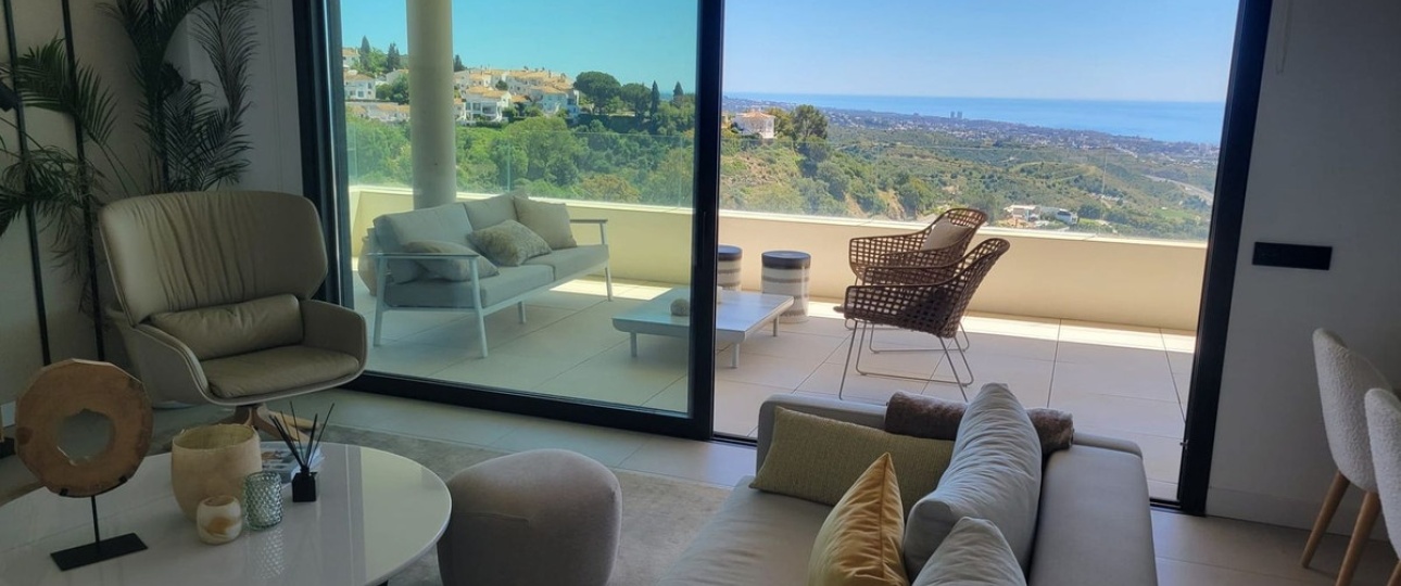 Resale - apartment - Marbella - Altos de los Monteros