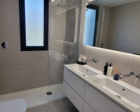 Resale - apartment - Marbella - Altos de los Monteros