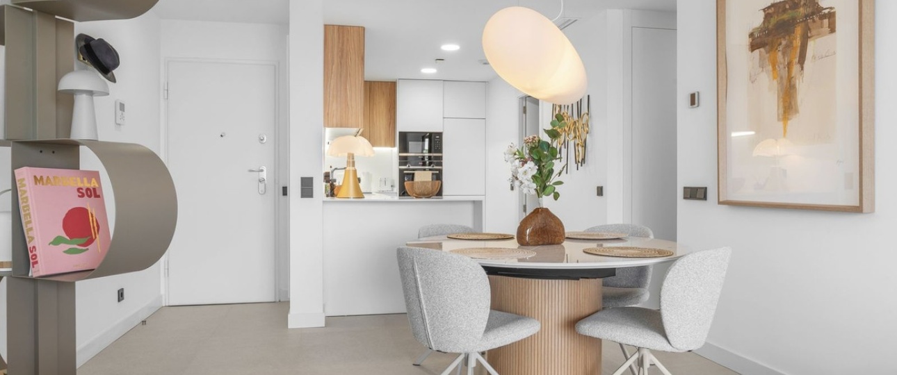 Resale - apartment - Marbella - Altos de los Monteros