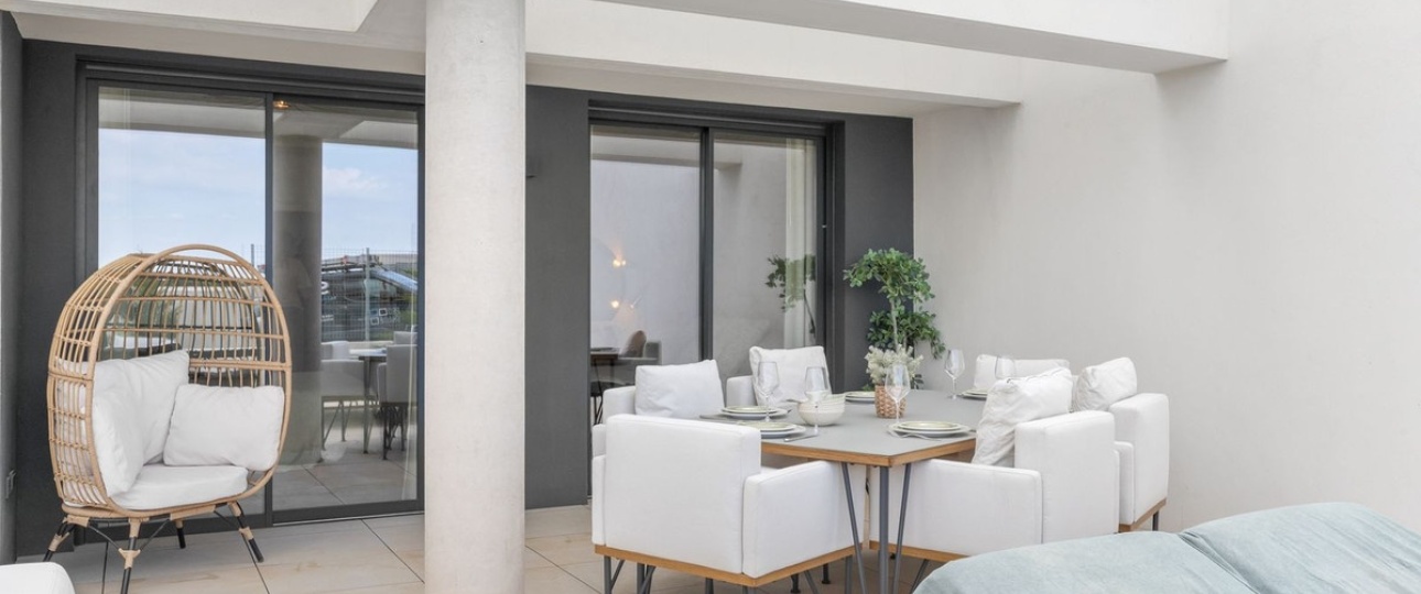 Resale - apartment - Marbella - Altos de los Monteros