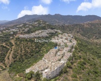 Resale - apartment - Marbella - Altos de los Monteros