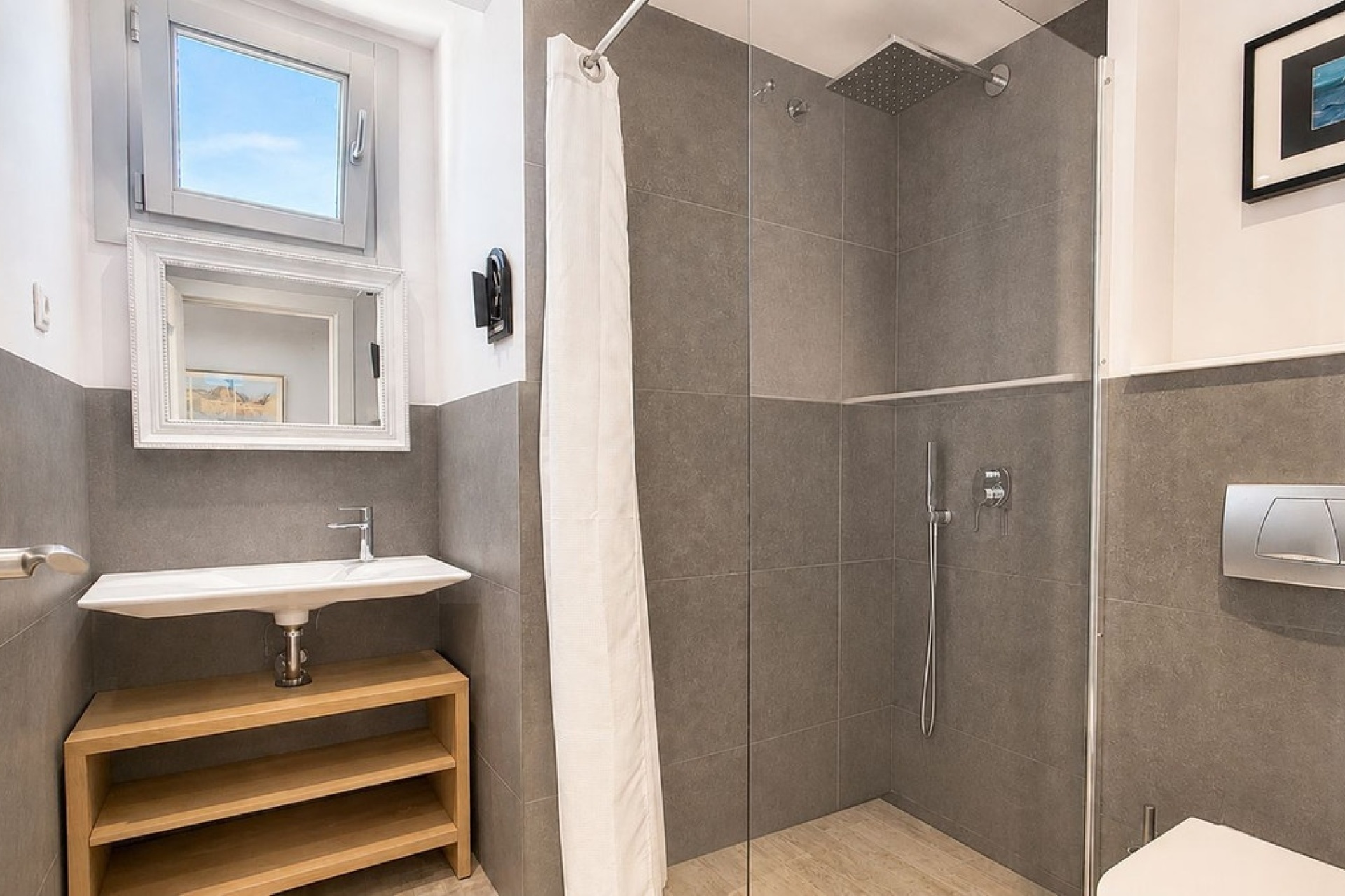 Resale - apartment - Marbella - Altos de los Monteros