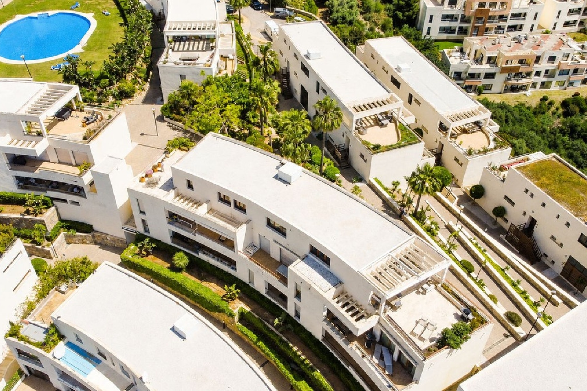 Resale - apartment - Marbella - Altos de los Monteros