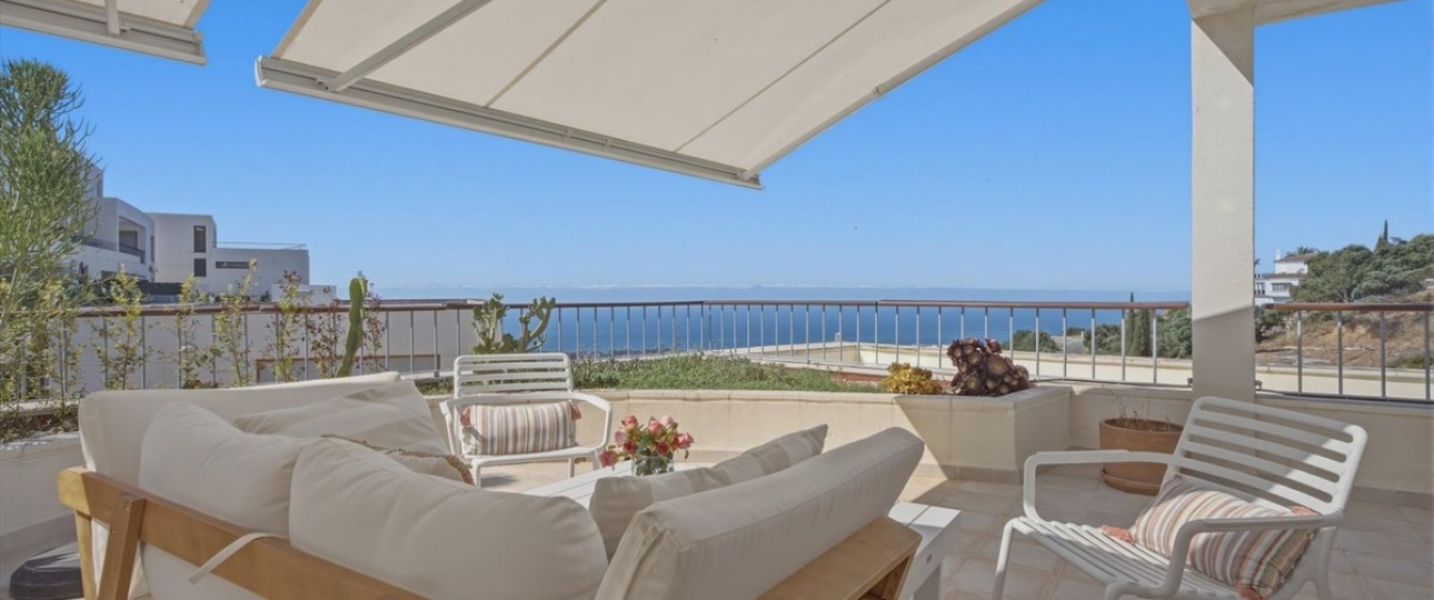 Resale - apartment - Marbella - Altos de los Monteros