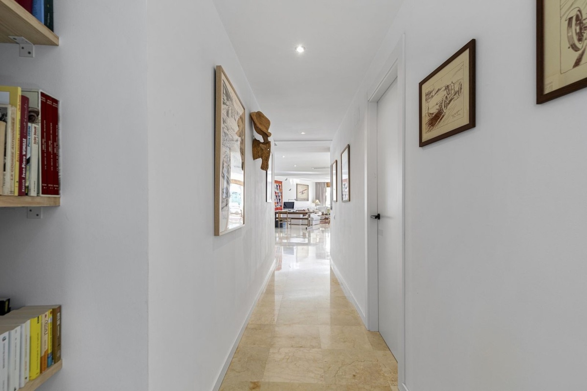 Resale - apartment - Marbella - Altos de los Monteros