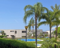 Resale - apartment - Marbella - Altos de los Monteros
