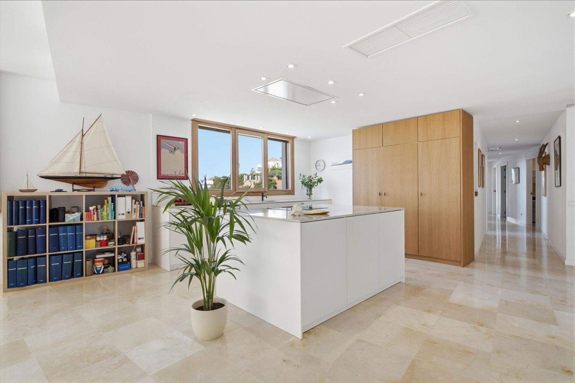 Resale - apartment - Marbella - Altos de los Monteros