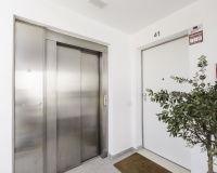 Resale - apartment - Marbella - Altos de los Monteros