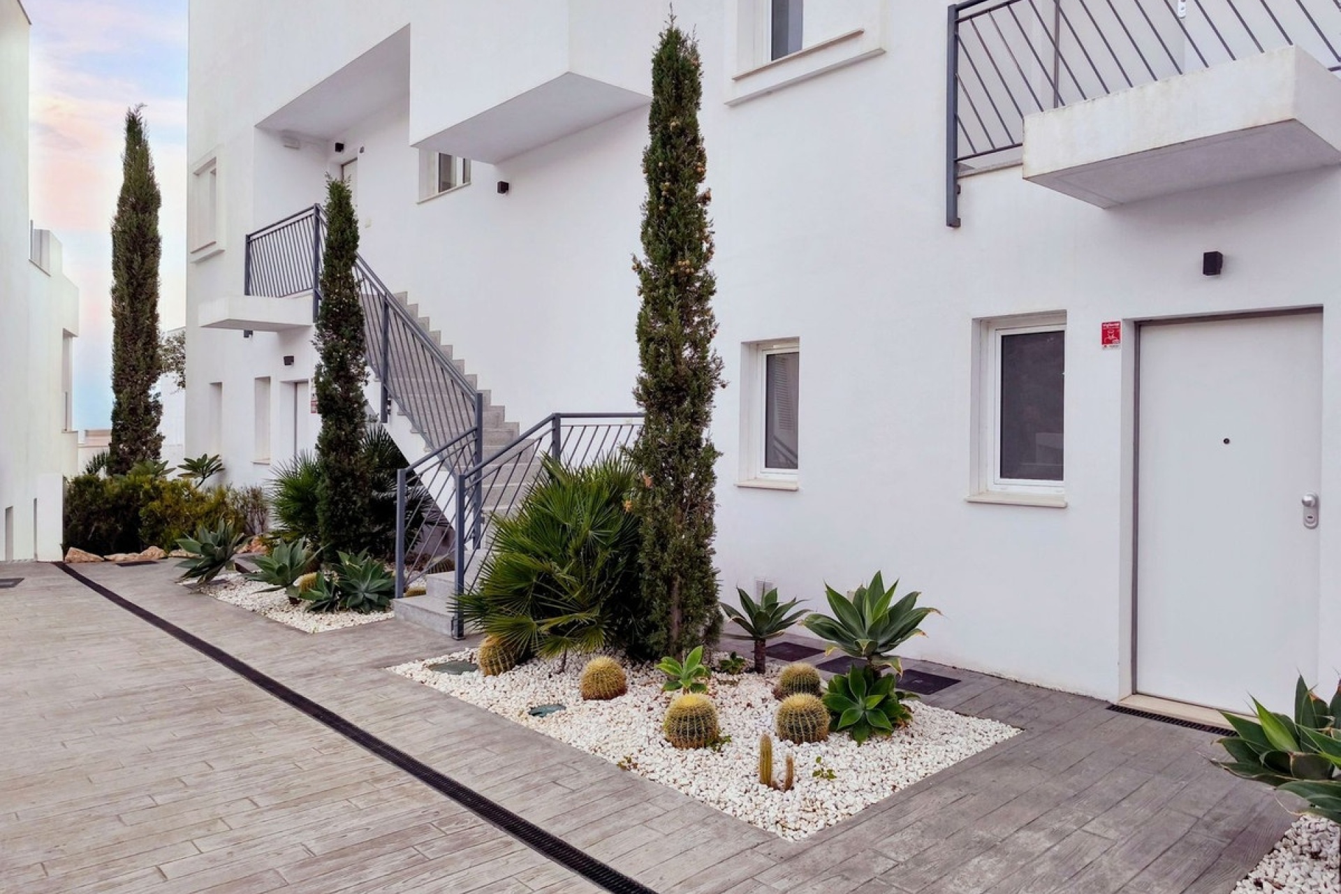 Resale - apartment - Marbella - Altos de los Monteros