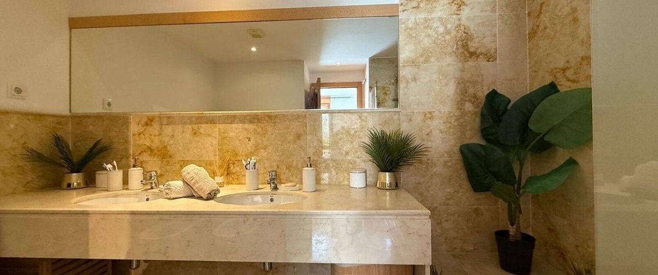 Resale - apartment - Marbella - Altos de los Monteros