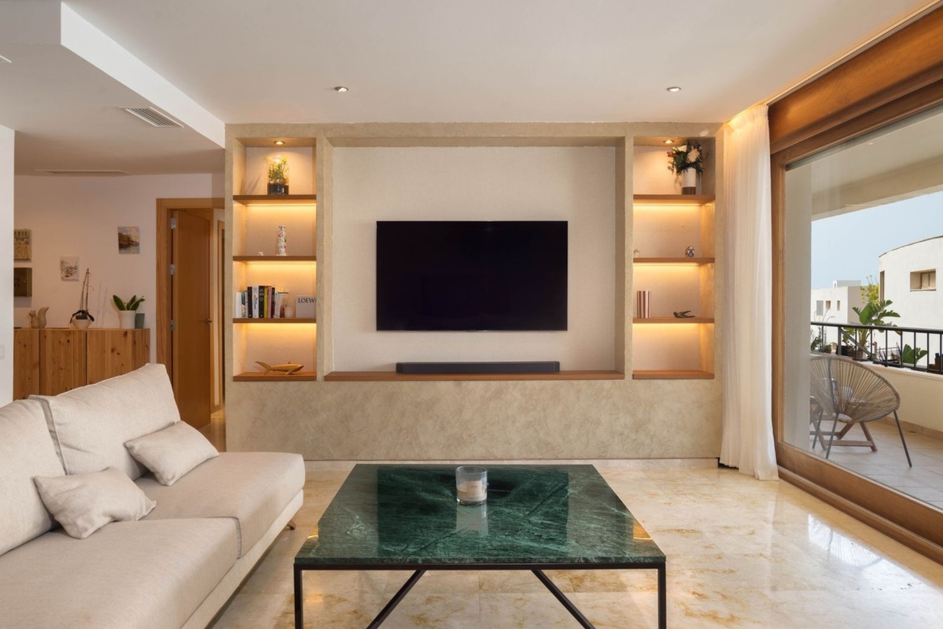 Resale - apartment - Marbella - Altos de los Monteros
