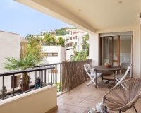 Resale - apartment - Marbella - Altos de los Monteros