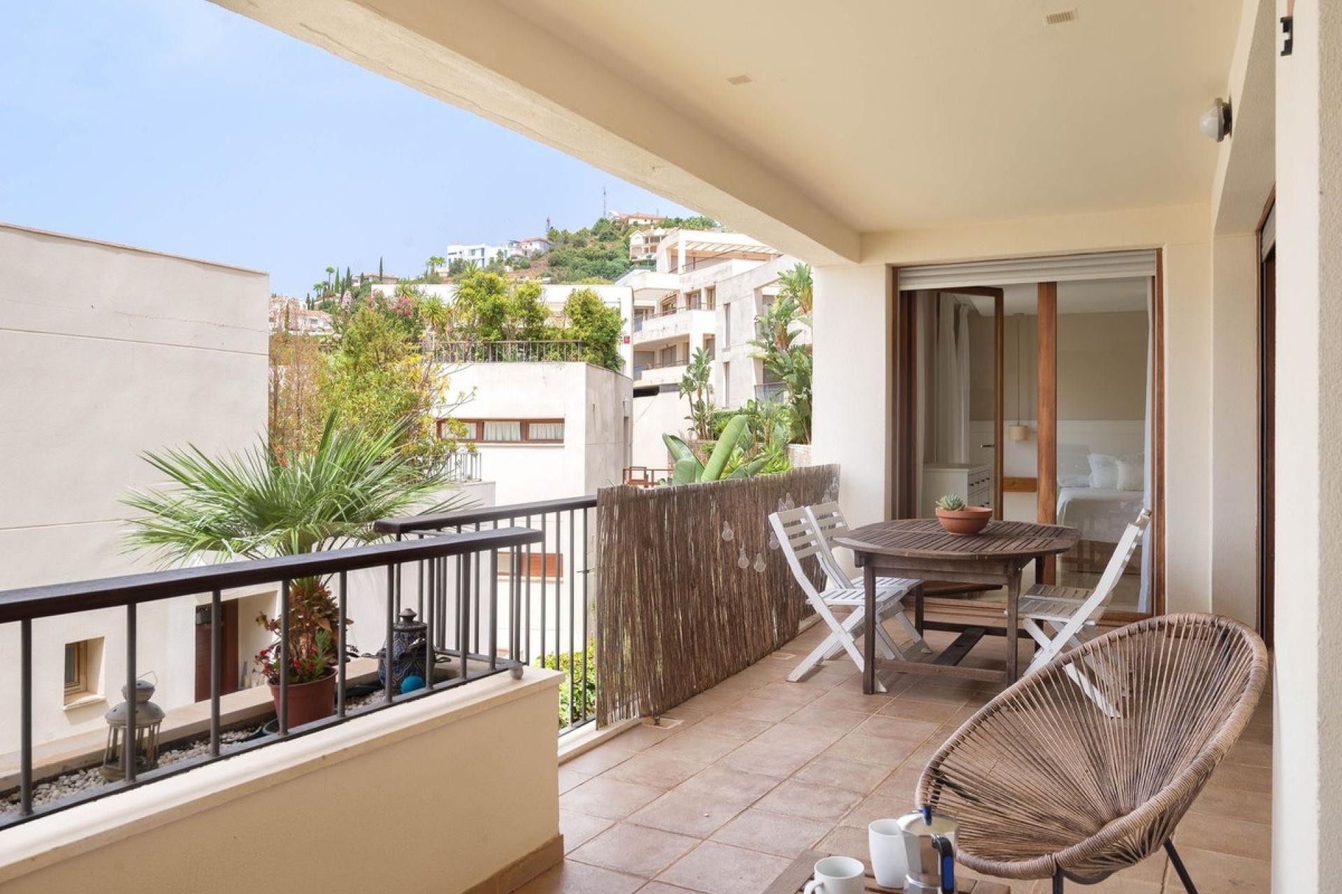 Resale - apartment - Marbella - Altos de los Monteros