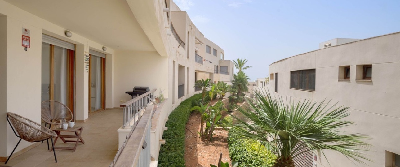 Resale - apartment - Marbella - Altos de los Monteros