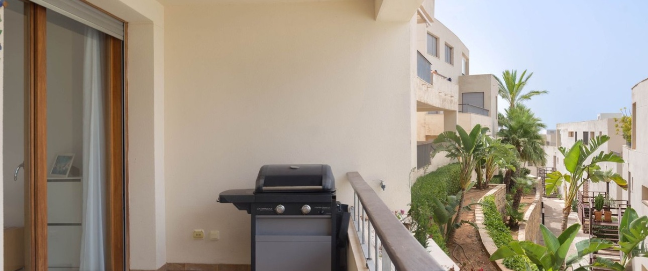 Resale - apartment - Marbella - Altos de los Monteros