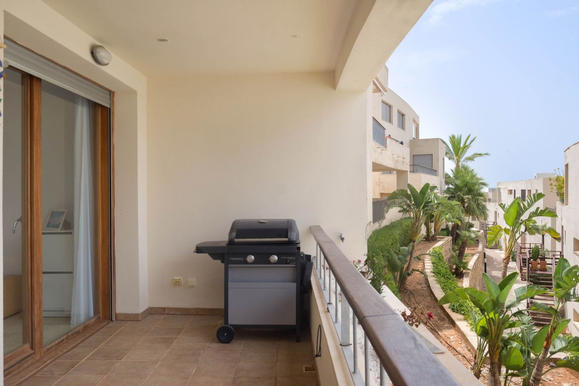 Resale - apartment - Marbella - Altos de los Monteros