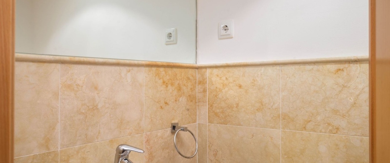 Resale - apartment - Marbella - Altos de los Monteros