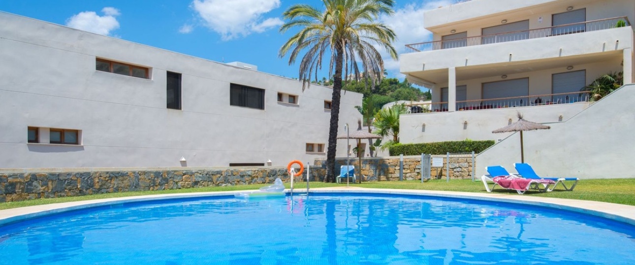Resale - apartment - Marbella - Altos de los Monteros